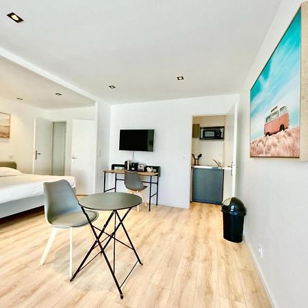 Residence Duguay - Centre Ville - Porte B - Appartements Tout Confort - Neuf - Nouveau โลริอ็อง ภายนอก รูปภาพ
