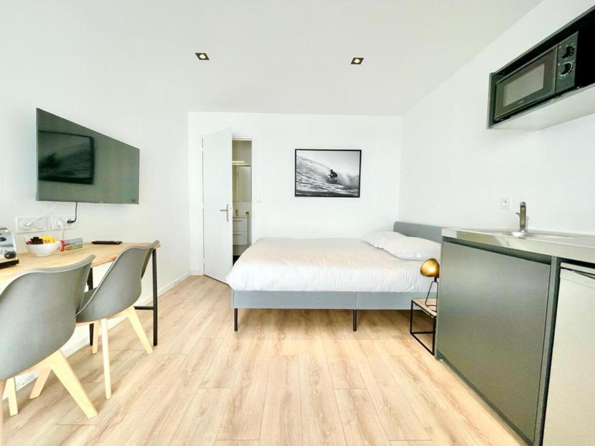 Residence Duguay - Centre Ville - Porte B - Appartements Tout Confort - Neuf - Nouveau โลริอ็อง ภายนอก รูปภาพ