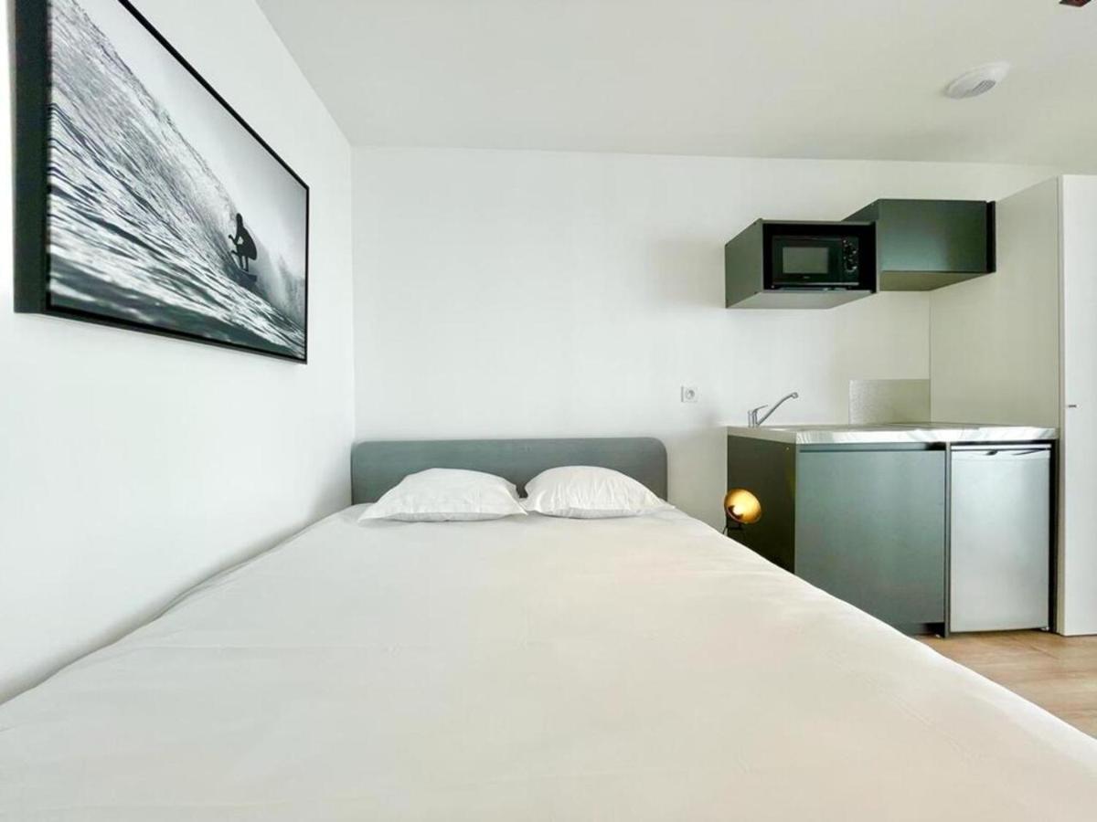 Residence Duguay - Centre Ville - Porte B - Appartements Tout Confort - Neuf - Nouveau โลริอ็อง ภายนอก รูปภาพ