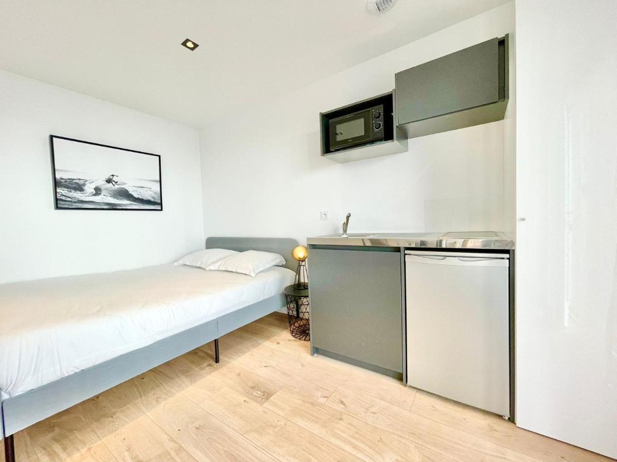 Residence Duguay - Centre Ville - Porte B - Appartements Tout Confort - Neuf - Nouveau โลริอ็อง ภายนอก รูปภาพ