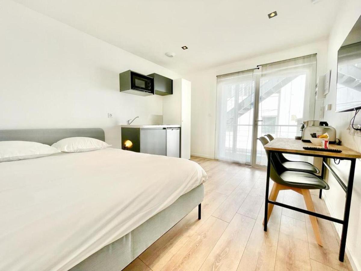 Residence Duguay - Centre Ville - Porte B - Appartements Tout Confort - Neuf - Nouveau โลริอ็อง ภายนอก รูปภาพ