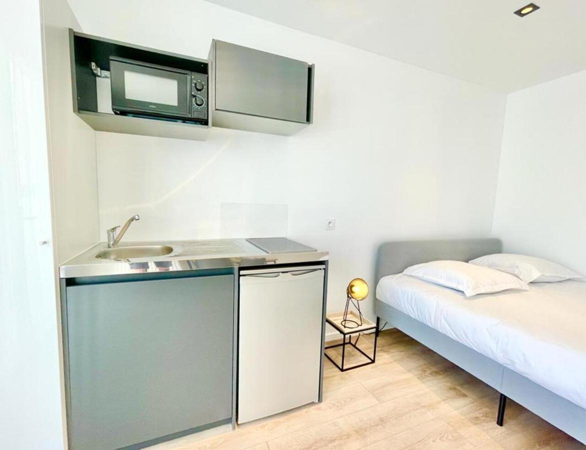 Residence Duguay - Centre Ville - Porte B - Appartements Tout Confort - Neuf - Nouveau โลริอ็อง ภายนอก รูปภาพ