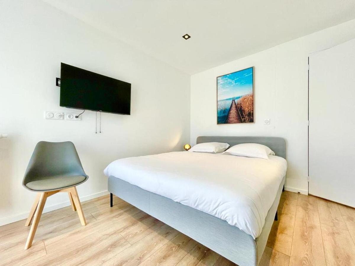 Residence Duguay - Centre Ville - Porte B - Appartements Tout Confort - Neuf - Nouveau โลริอ็อง ภายนอก รูปภาพ