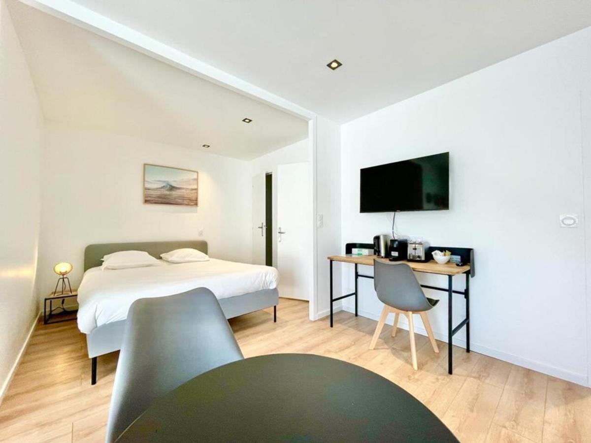 Residence Duguay - Centre Ville - Porte B - Appartements Tout Confort - Neuf - Nouveau โลริอ็อง ภายนอก รูปภาพ
